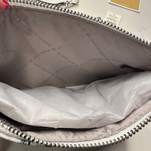 ⛷️🏂🚠 Michael Kors Ski Girls Jet Set Trio Wristlet Set NWT!  3 wristlets! - Picture 11 of 13